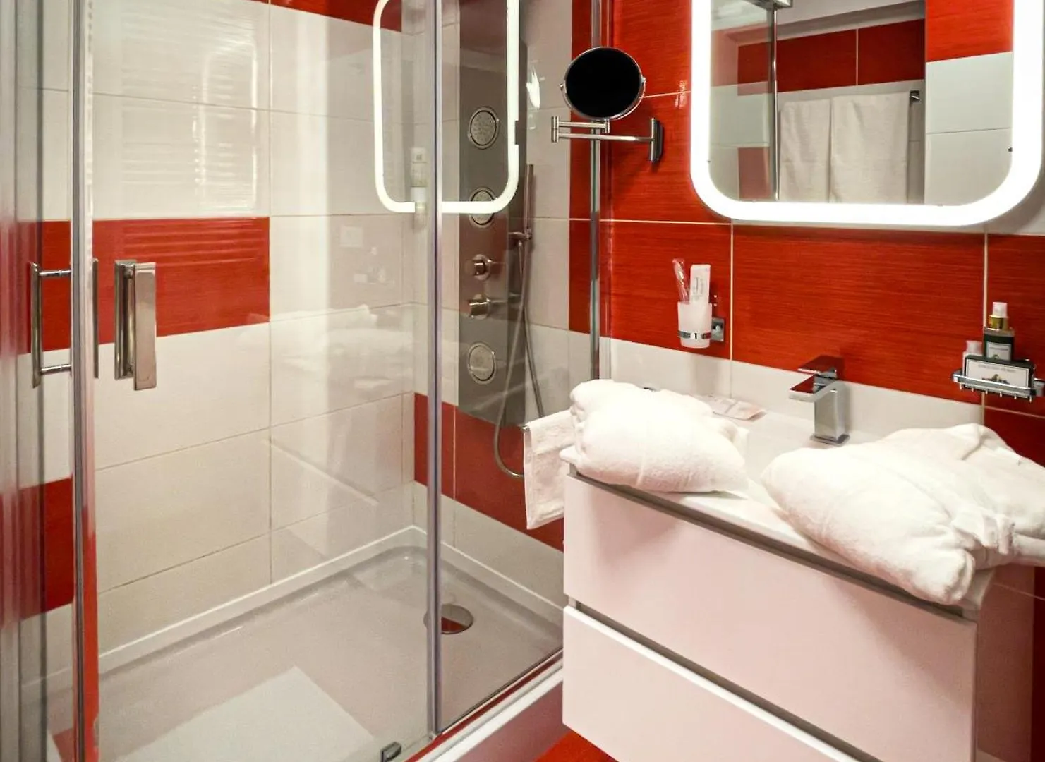 Apartamento Shiro Bucarest 0*,