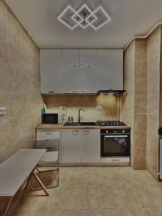 Shiro Apartman Bukarest 0*,  Románia