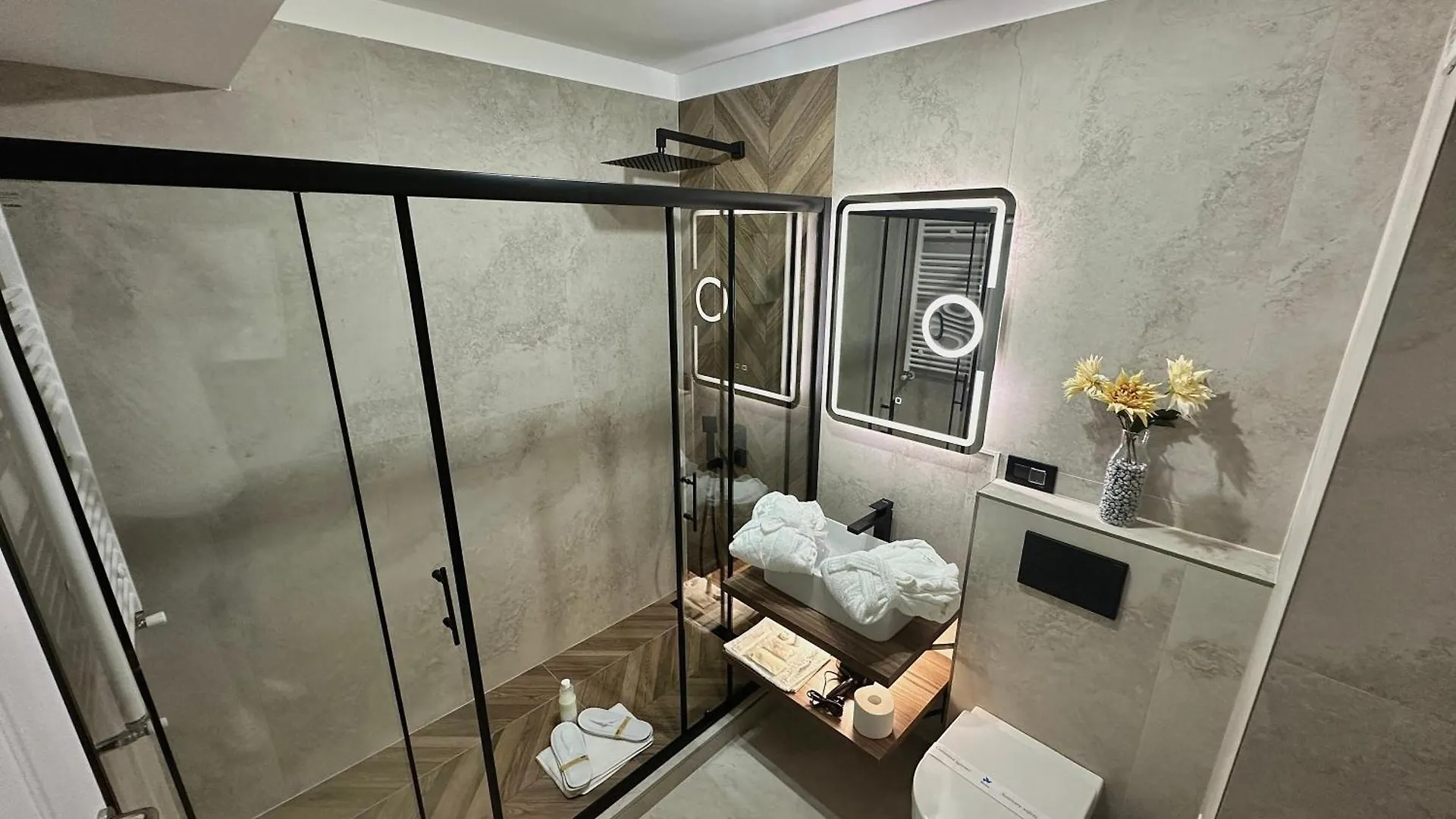 Shiro Apartman Bukarest Románia